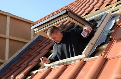 Pose de fenêtres de toit Velux à Hézecques